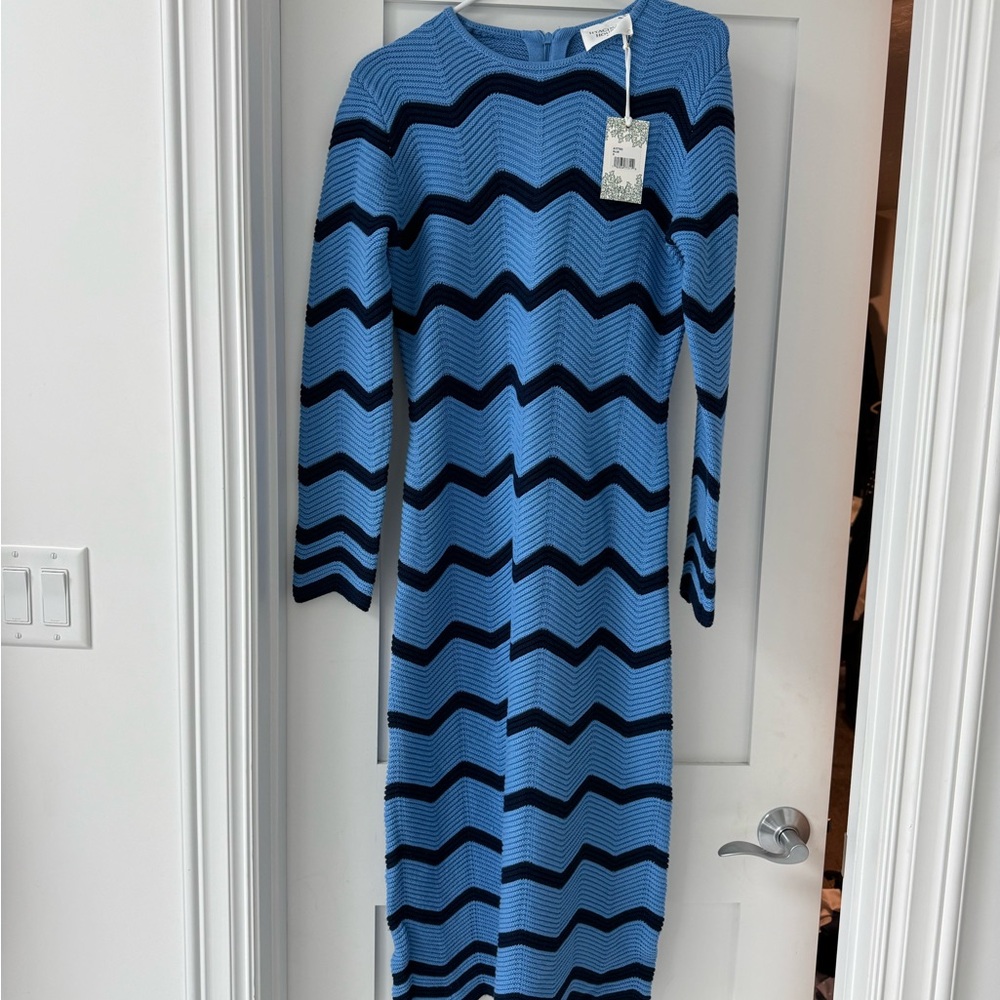 Chevron Knit Long-Sleeve Maxi Dress in Sky Blue and Navy - Picture 4 of 4